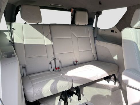 New 2025 Cadillac Escalade Sport Platinum w/ LPO, ONYX Package image 30