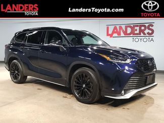 Used 2025 Toyota Highlander XSE AWD/4WD video 1