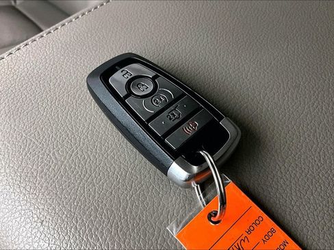 Used 2019 Ford Expedition XLT w/ Equipment Group 202A image 13