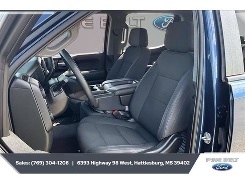 Used 2020 Chevrolet Silverado 1500 Custom Trail Boss w/ Custom Convenience Package AWD/4WD image 19