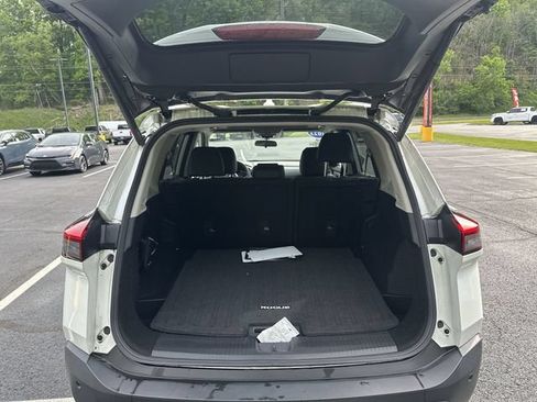 Used 2023 Nissan Rogue SV w/ SV Premium B Package AWD/4WD image 23