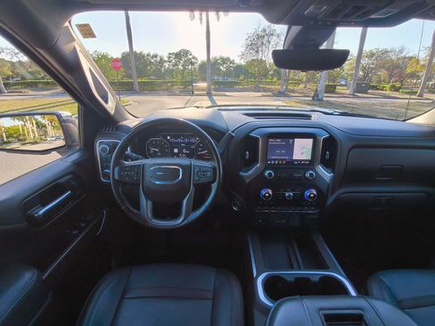 Used 2019 GMC Sierra 1500 Denali w/ Technology Package AWD/4WD image 6
