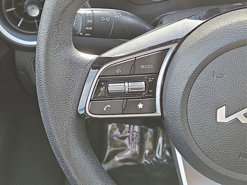 Used 2024 Kia Forte LXS image 18