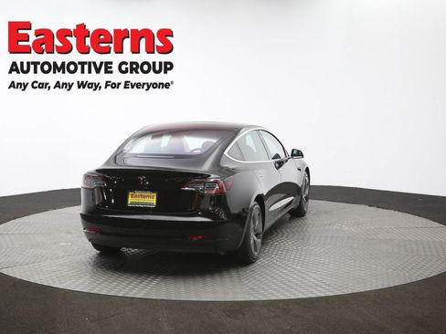 Used 2019 Tesla Model 3 Standard Range image 37