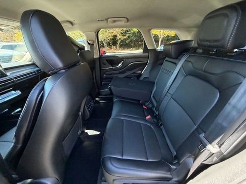 New 2026 Lincoln Corsair Premiere image 12