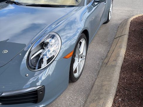 Used 2017 Porsche 911 Carrera image 1