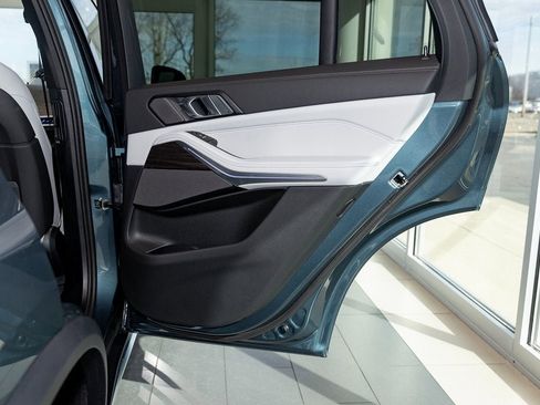 New 2026 BMW X5 xDrive40i w/ Climate Comfort Package image 36