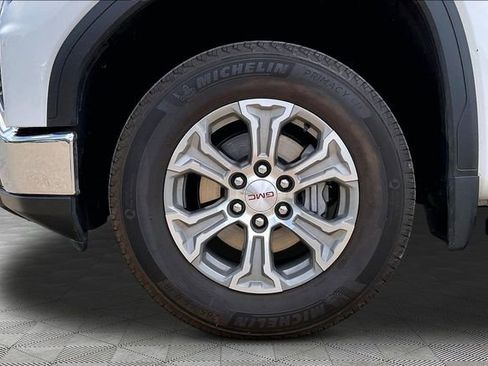 Used 2023 GMC Sierra 1500 SLT w/ SLT Convenience Package AWD/4WD image 22
