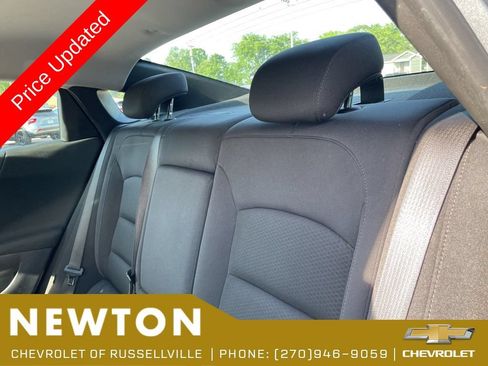 Used 2024 Chevrolet Malibu LT FWD image 40