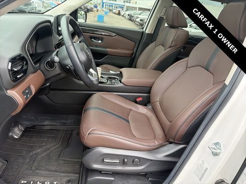 Used 2025 Honda Pilot Elite image 9