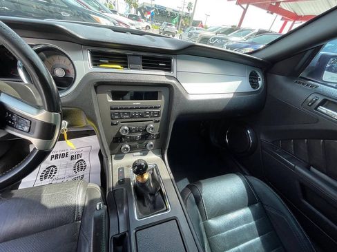 Used 2012 Ford Mustang Premium RWD image 8