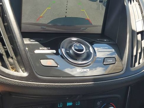 Used 2018 Ford Escape Titanium w/ Ford Safe & Smart Package FWD image 18