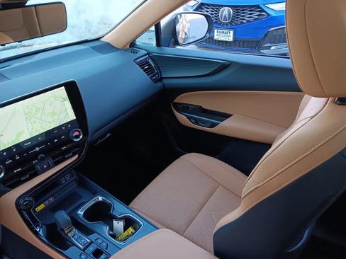 Used 2023 Lexus NX 350 AWD w/ Vision Package image 11