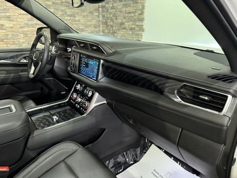 Used 2024 GMC Yukon XL Denali w/ Max Trailering Package image 26