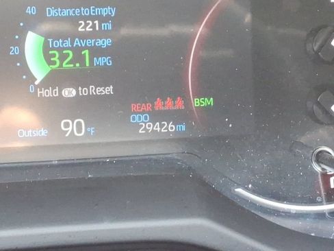 Used 2024 Toyota RAV4 XLE Premium FWD image 30