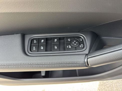 New 2026 Porsche Cayenne Coupe AWD/4WD image 25