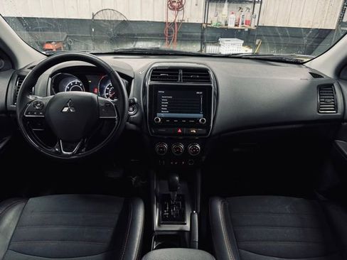 Used 2024 Mitsubishi Outlander Sport LE image 19