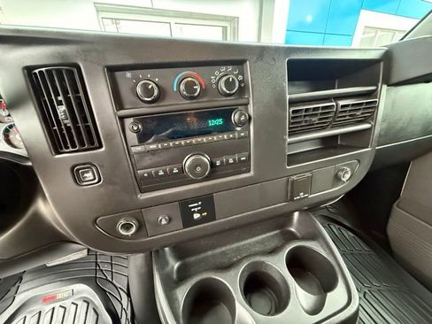 Used 2018 Chevrolet Express 2500 w/ Driver Convenience Package image 19