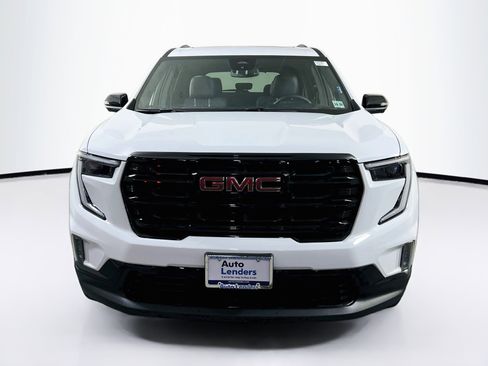 Used 2024 GMC Acadia Elevation w/ Black Edition image 2