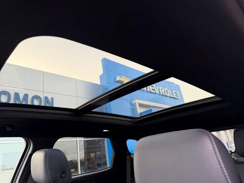 Certified 2023 Chevrolet Blazer RS w/ Enhanced Convenience Package image 27