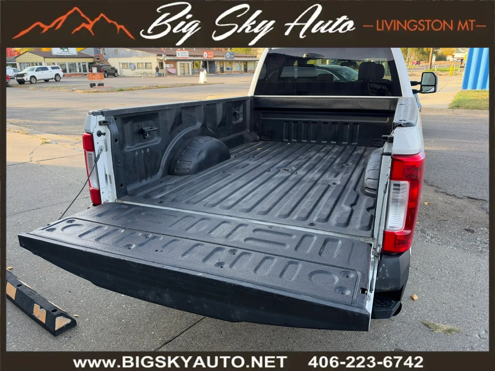 Used 2019 Ford F350 XLT w/ XLT Value Package AWD/4WD image 9