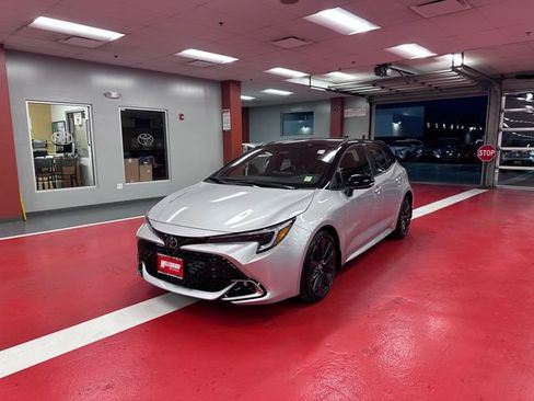 Certified 2026 Toyota Corolla XSE image 7