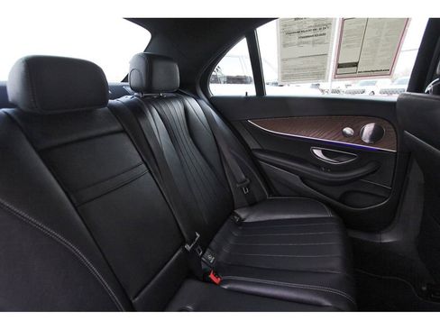 Used 2019 Mercedes-Benz E 300 image 13