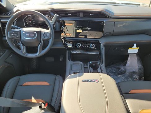 New 2026 GMC Sierra 2500 AT4 w/ AT4 Premium Plus Package image 10
