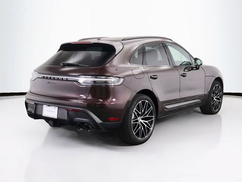 Used 2025 Porsche Macan AWD/4WD image 7