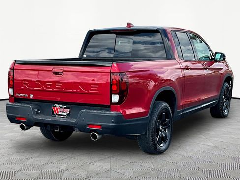 Used 2025 Honda Ridgeline Black Edition image 6