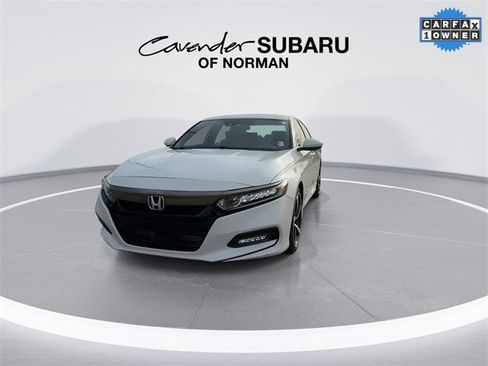 Used 2018 Honda Accord Sport image 6