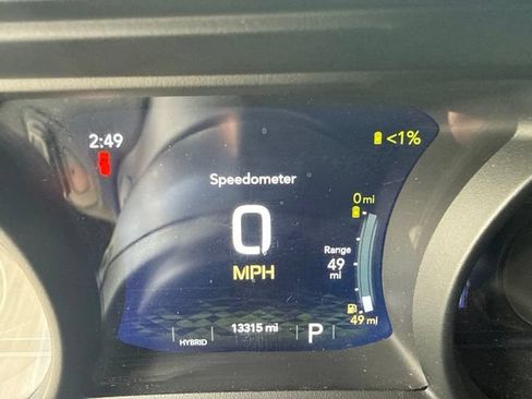 Used 2024 Jeep Wrangler Unlimited Sahara w/ Technology Group AWD/4WD image 12