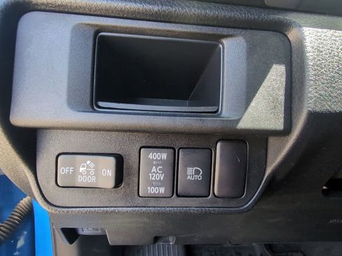 Used 2019 Toyota Tacoma TRD Pro AWD/4WD image 18
