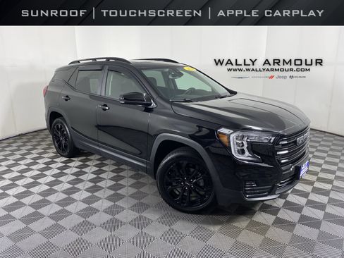 Used 2022 GMC Terrain SLE w/ Driver Convenience Package AWD/4WD image 1
