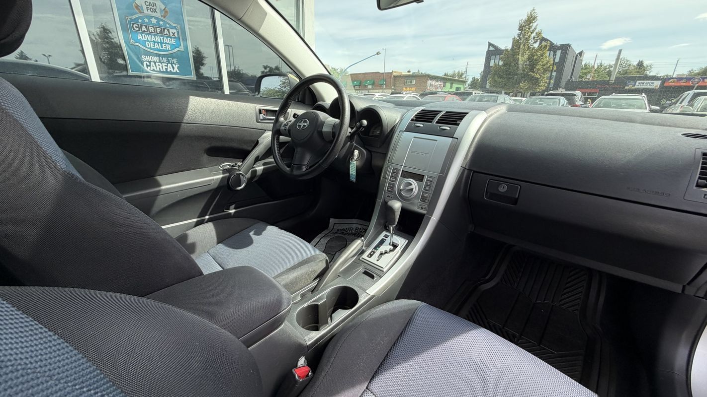 Used 2007 Scion tC FWD image 9