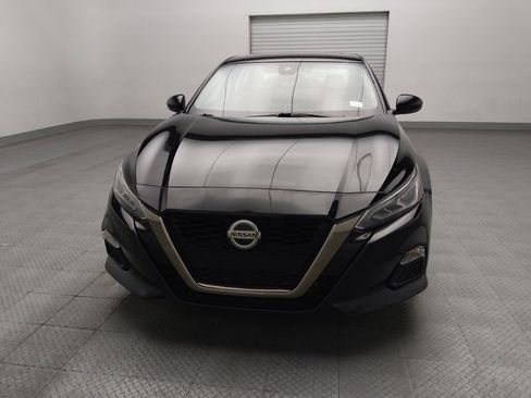 Used 2021 Nissan Altima 2.0 SR FWD image 15