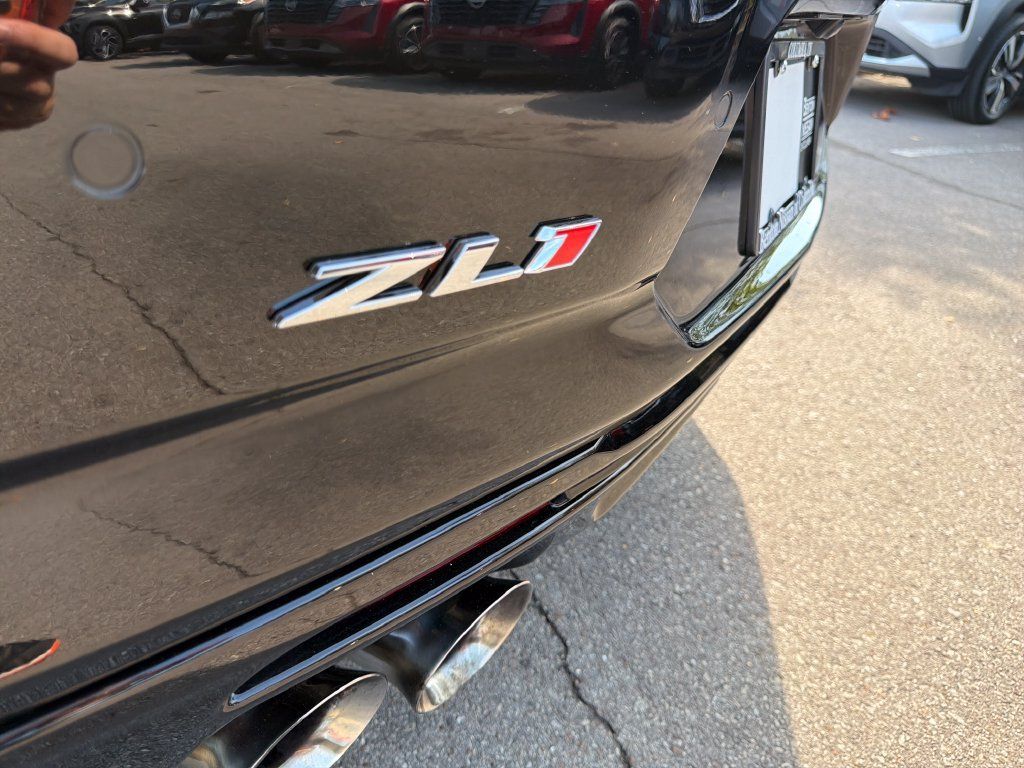 Used 2022 Chevrolet Camaro ZL1 RWD image 40