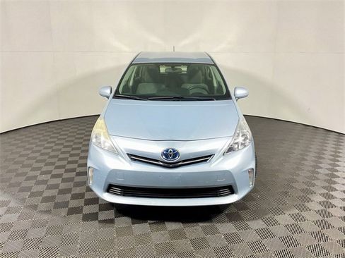 Used 2014 Toyota Prius V Two image 4