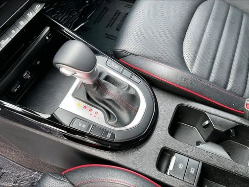 Used 2023 Kia Forte GT w/ GT2 Package image 17