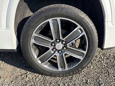 Used 2019 GMC Acadia Denali AWD/4WD image 5