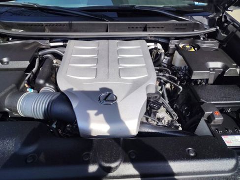 Used 2023 Lexus GX 460 Premium w/ Premium Plus Package image 9