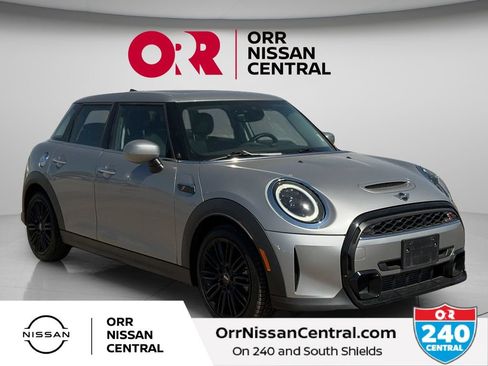 Used 2024 MINI Cooper S FWD image 3