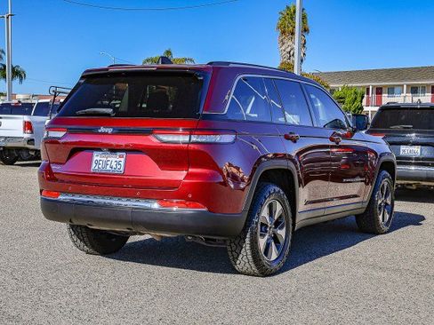 Used 2022 Jeep Grand Cherokee Limited 4xe image 4