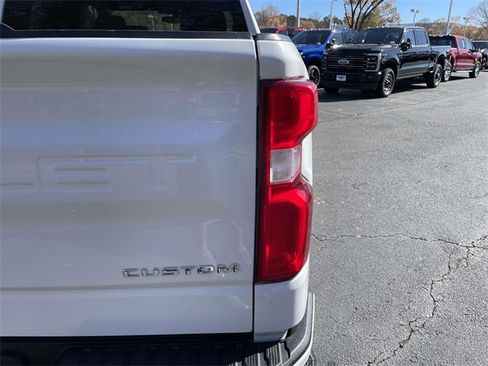 Used 2020 Chevrolet Silverado 1500 Custom w/ Custom Convenience Package image 29