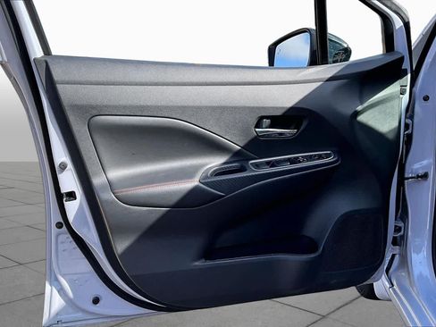 Certified 2025 Nissan Versa SR w/ Trunk Package FWD image 24
