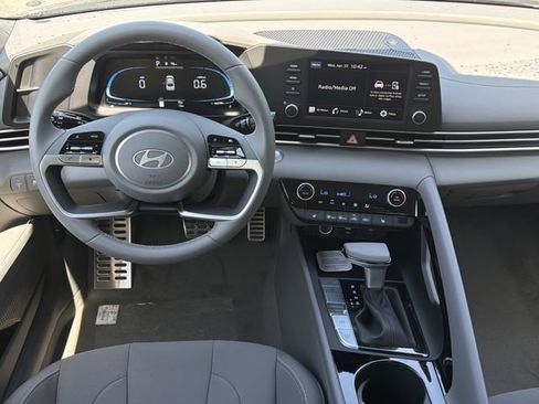 New 2026 Hyundai Elantra SEL Sport Premium FWD image 22