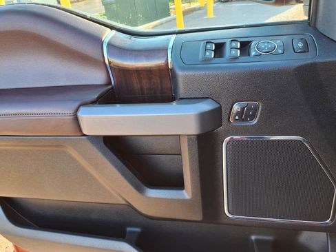 Used 2017 Ford F350 Platinum image 20