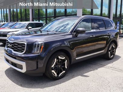 Used 2025 Kia Telluride S