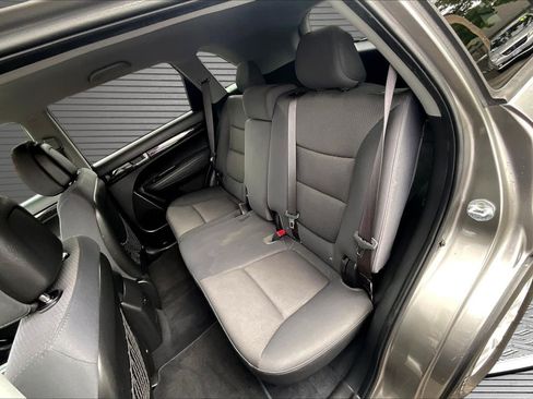 Used 2011 Kia Sorento 2WD w/ Convenience Pkg image 20