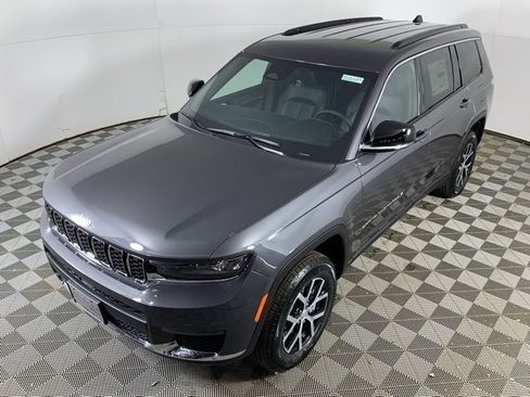 New 2025 Jeep Grand Cherokee L Limited image 7